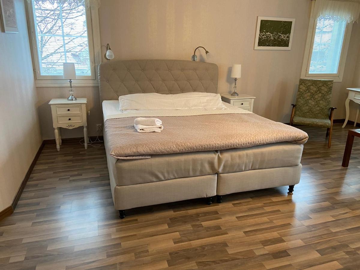 Lyhdyn Tila Hotel Kaarina Kültér fotó