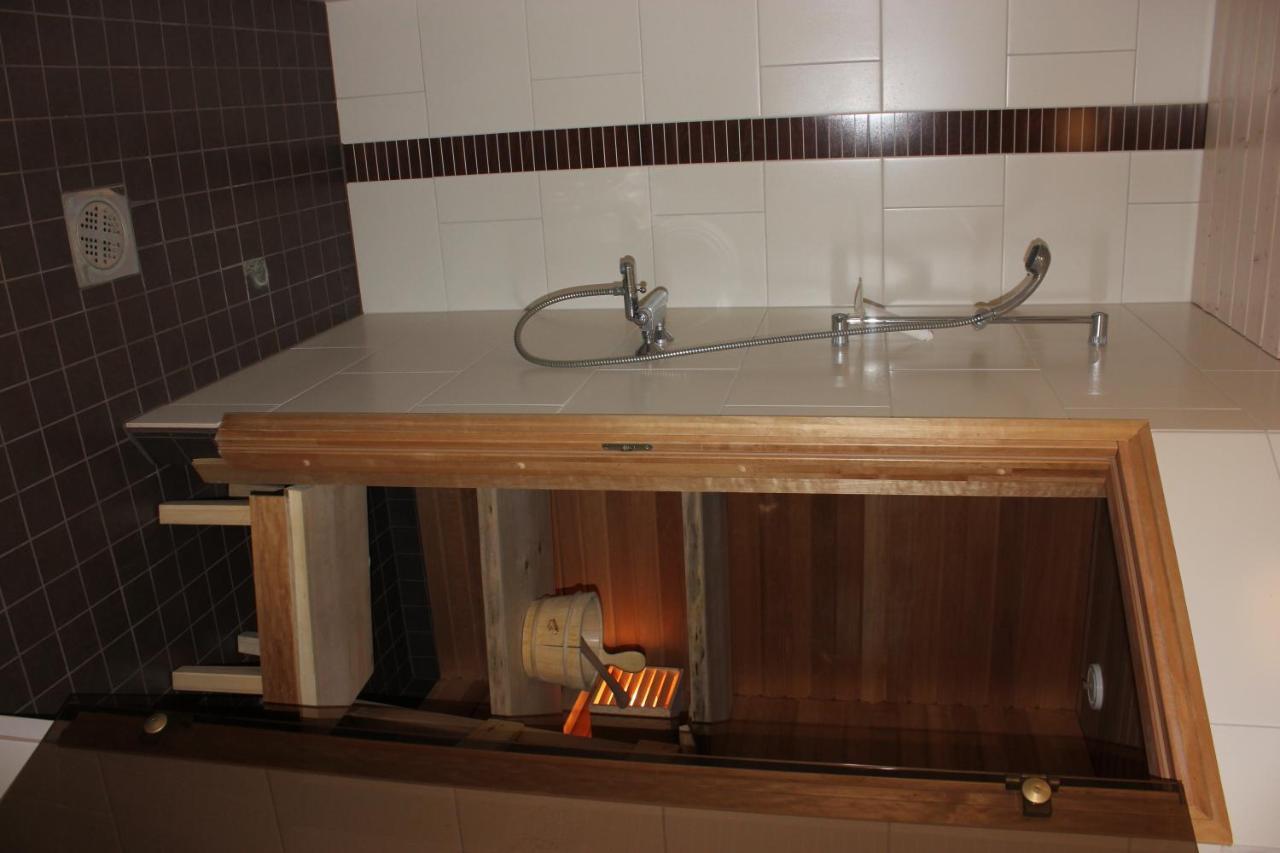 Lyhdyn Tila Hotel Kaarina Kültér fotó